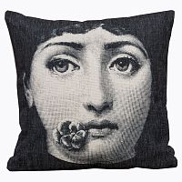 арт-подушка комплимент fornasetti в Чите